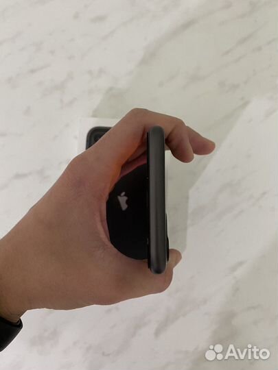 iPhone 11 128gb black