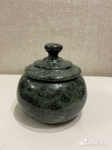 Шкатулка из змеевика