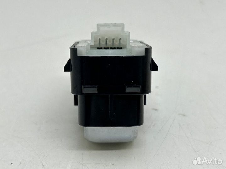 Кнопка стеклоподъемника Mercedes-Benz Glc-Class