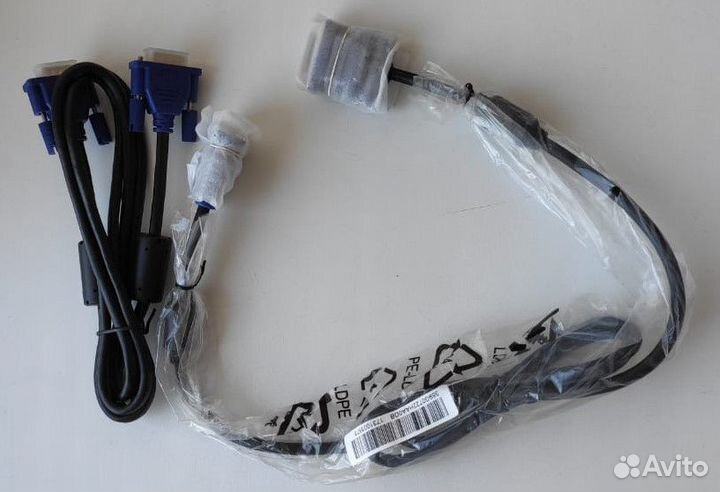 Кабель VGA (D-Sub)