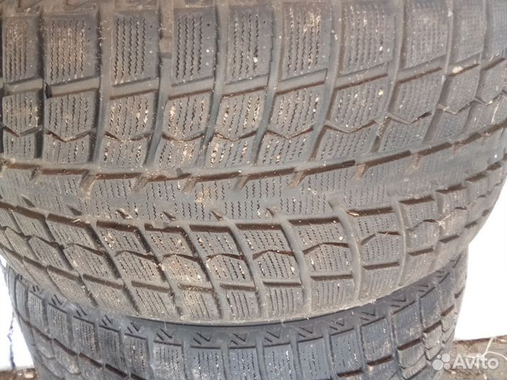Gripmax Status Pro Winter 295/40 R21
