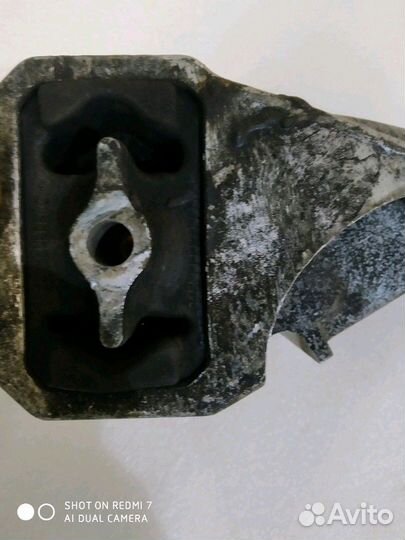 Опоры двигателя Jeep Grand Cherokee wk 3.0 d