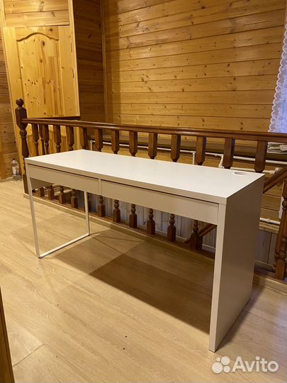 Письменный стол IKEA микке