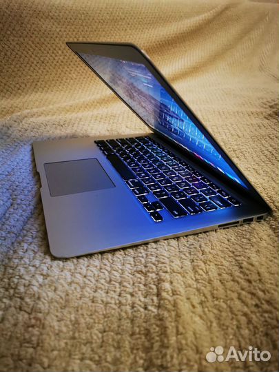 Apple macbook AIR 13 2014