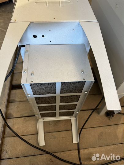 Корпус с разделенными потоками на 6 карт