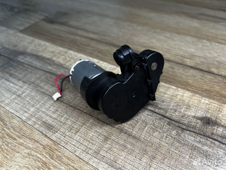 Мотор турбо щетки Ecovacs Deebot Ozmo 900 (DN5G)