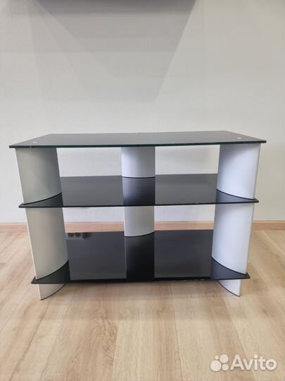 Журнальный столик