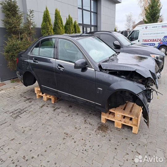 В разборе Mercedes-Benz C-Класс