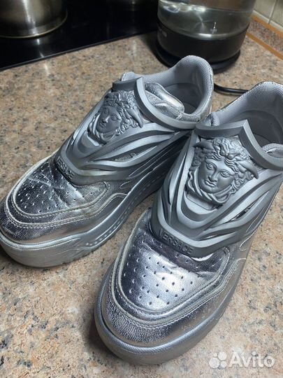 Кроссовки Versace