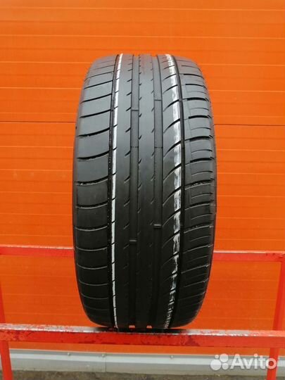 Dunlop SP QuattroMaxx 275/40 R22 106Y