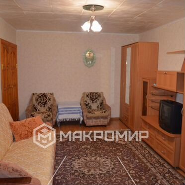 2-к. квартира, 55 м², 4/9 эт.