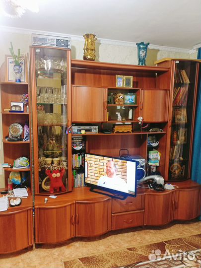 Стенка в гостиную б/у