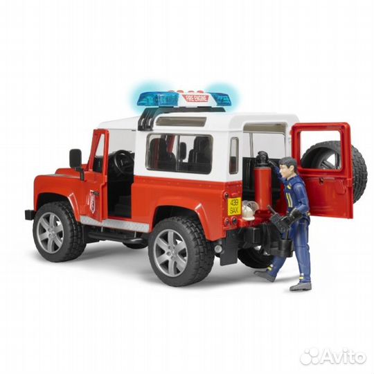 Bruder 02-596 Пожарный Land Rover Defender