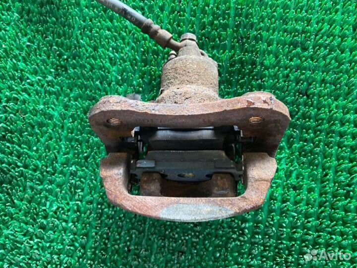 Суппорт тормозной прав. зад. Toyota RX350, Rx400H