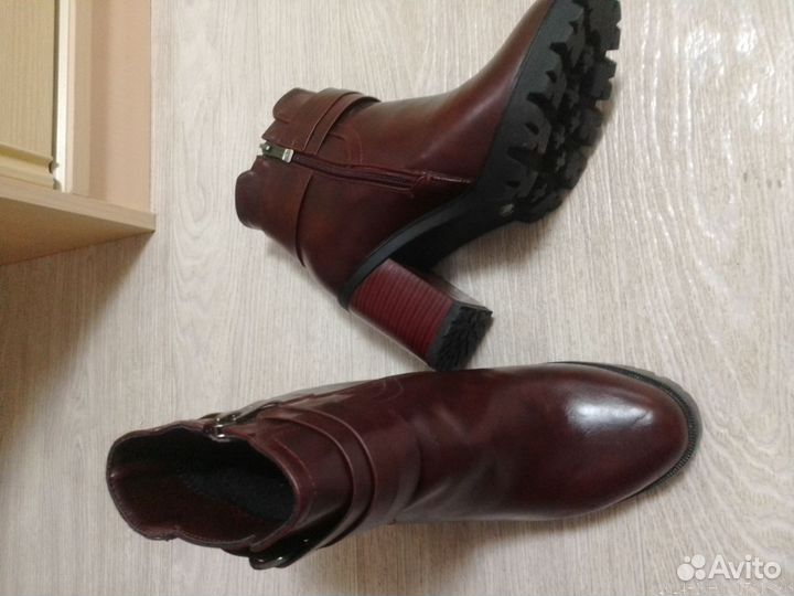 Ботинки betsy,новые, с мехом, 38 размер