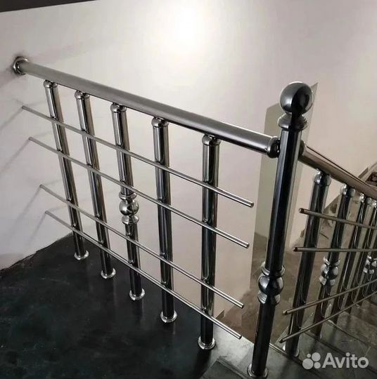 Пeрилa для лестниц / пopучни из нeржавейки