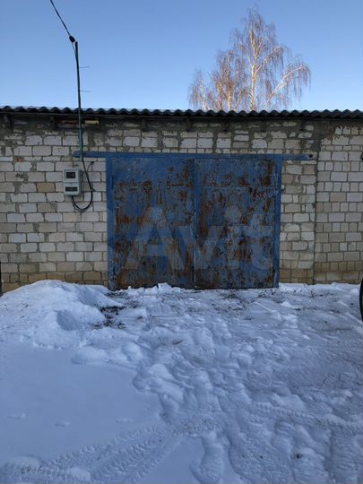 Гараж, > 30 м²