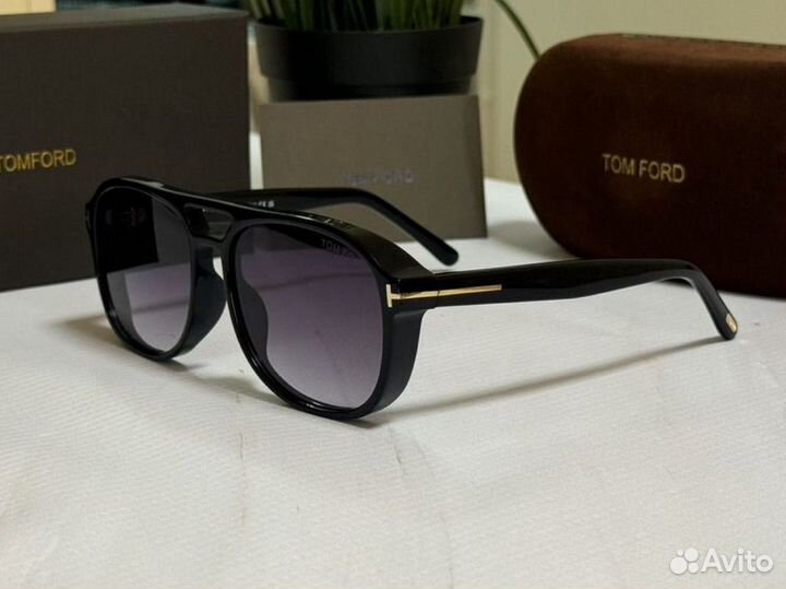 Очки Tom Ford Rosco 1022 01C