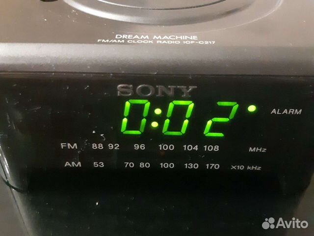 Часы/радио/будильник Sony
