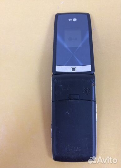 LG KF300