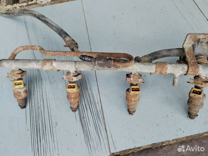 Топливная рампа на Volvo 940