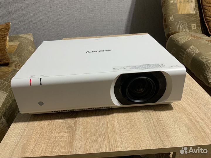 Sony VPL-CH355