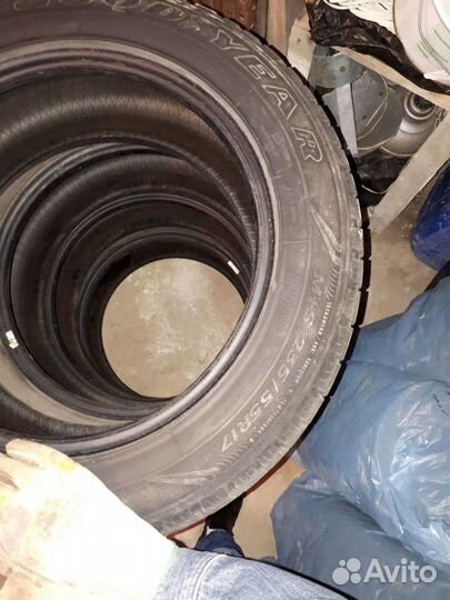 Goodyear GT 3 235/55 R17