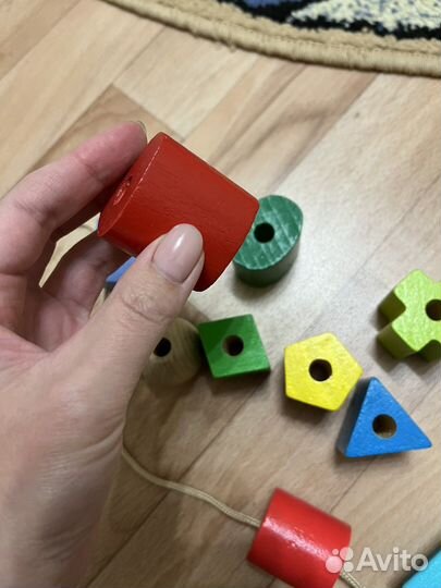Детские игрушки Деревянная шнуровка