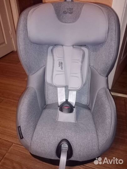 Romer britax trifix 2 I-size 8-22 кг grey marble