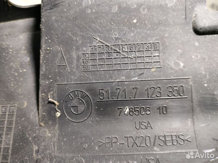 Воздуховод радиатора правый BMW X5 E53 LCI