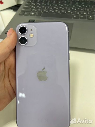 iPhone 11, 64 ГБ