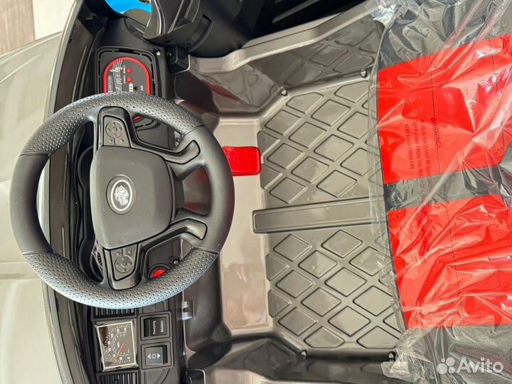 Электромобиль новый Toyota Kruser 300, 4 wd