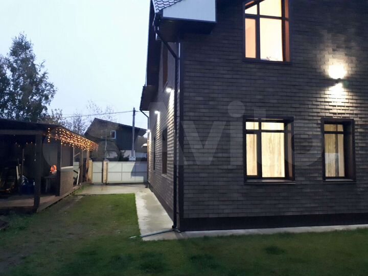 Дом 150 м² на участке 5 сот.