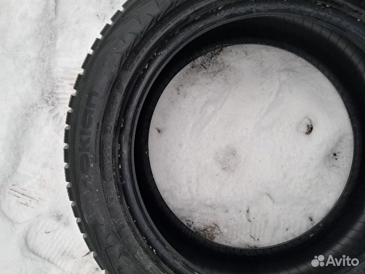 Nokian Tyres Hakkapeliitta 1 215/55 R17