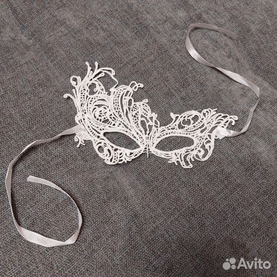 Маска маскарадная кружевная, новая
