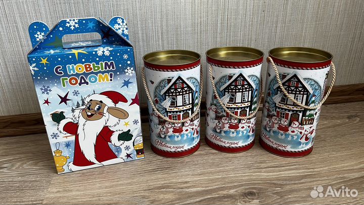 Коробки для новогодних подарков