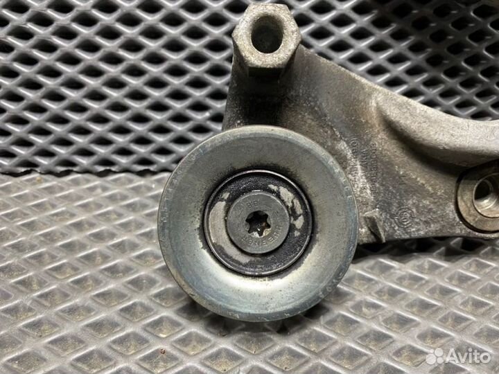 Натяжитель ремня генератора Honda Civic FD(4Д)