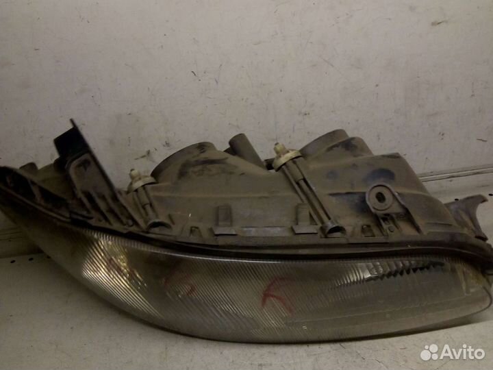 Фара правая Опель Омега В