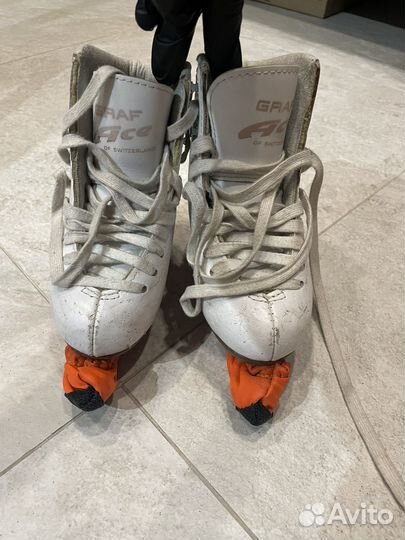 Фигурные коньки graf Ace