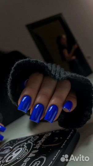 Педикюр с покрытием лаком