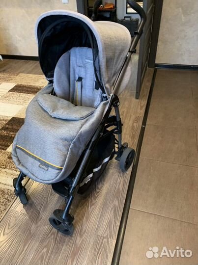 Прогулочная коляска peg perego si