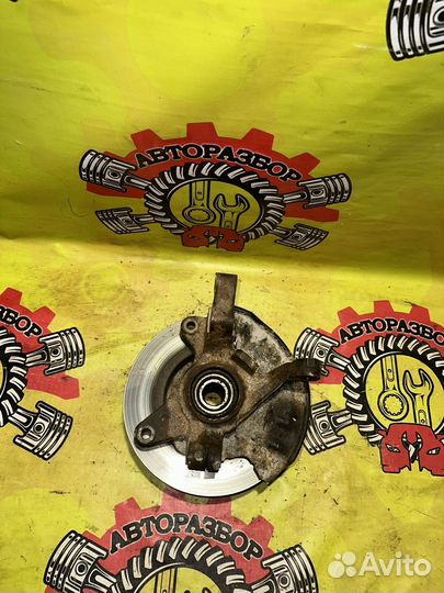 Кулак поворотный правый Kia Spectra