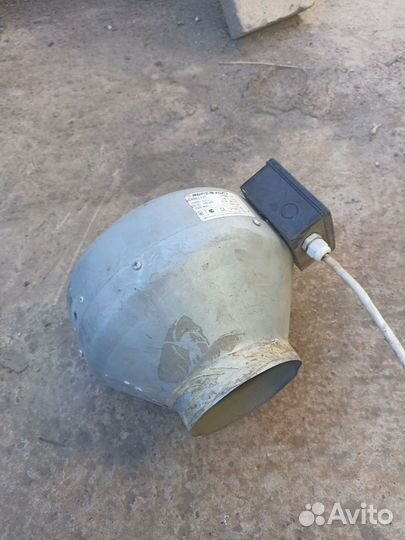 Канальный вентилятор вентс вкмц125.б/у