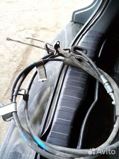 Трос ручника