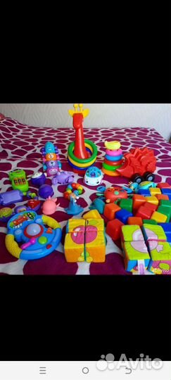 Игрушки для малышей пакетом