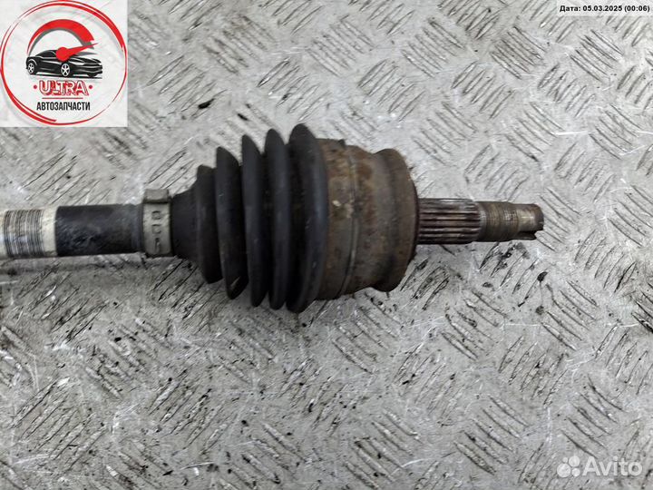Полуось передняя левая б/у Opel Corsa D