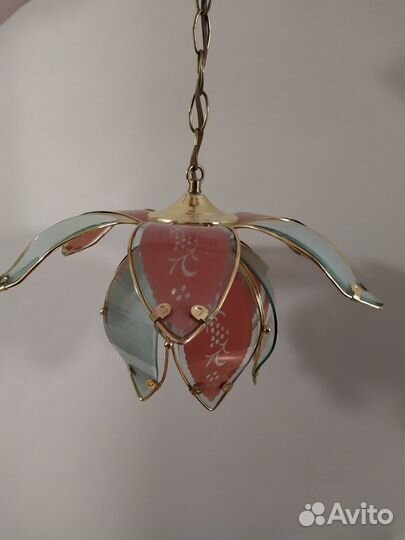 Люстра в отличном состоянии