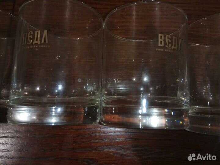 Стаканы для коктейля и сока