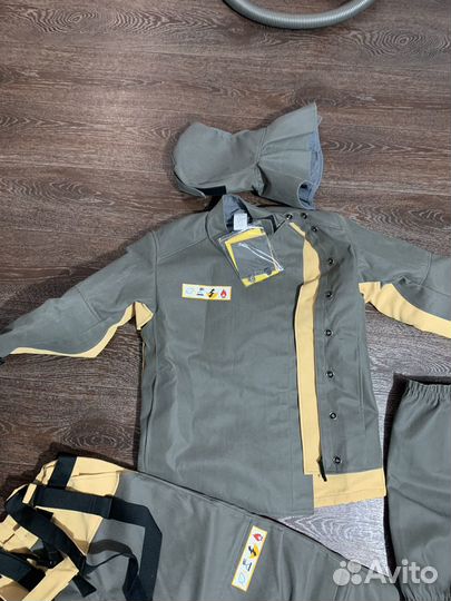 Сварочная роба / костюм сварщика