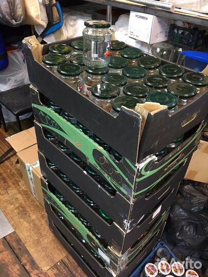 Банки стеклянные винтовые с крышками